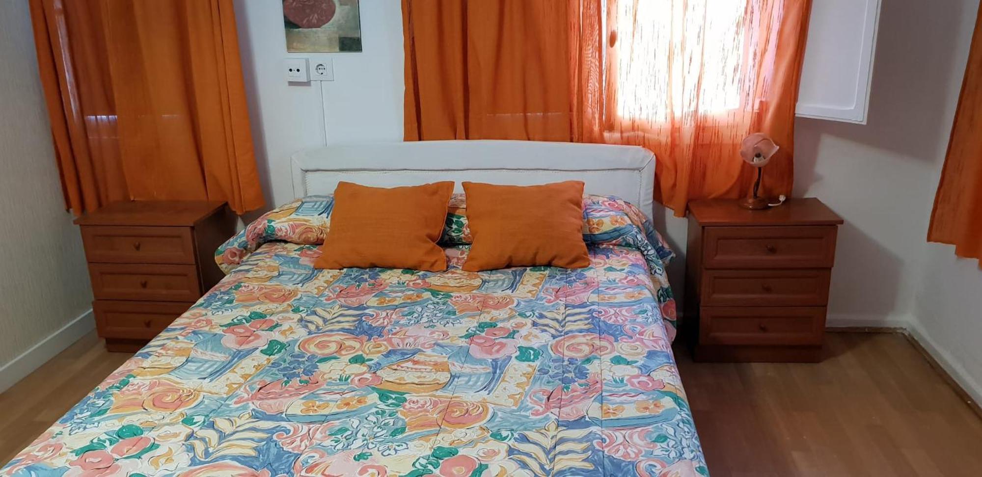 En Finca Las Dunas Dos Chalets Con Jacuzzis En Primera Linea De Playa , Uno De 4 Dormitorios Y Otro De 2 Dormitorios, Llama Al Seiscientos Veintisiete Cuatrocientos Diecisiete Trescientos Noventa Y Ocho ロタ エクステリア 写真